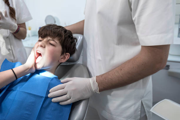 Best Holiday Emergency Dentist in Hewitt, TX